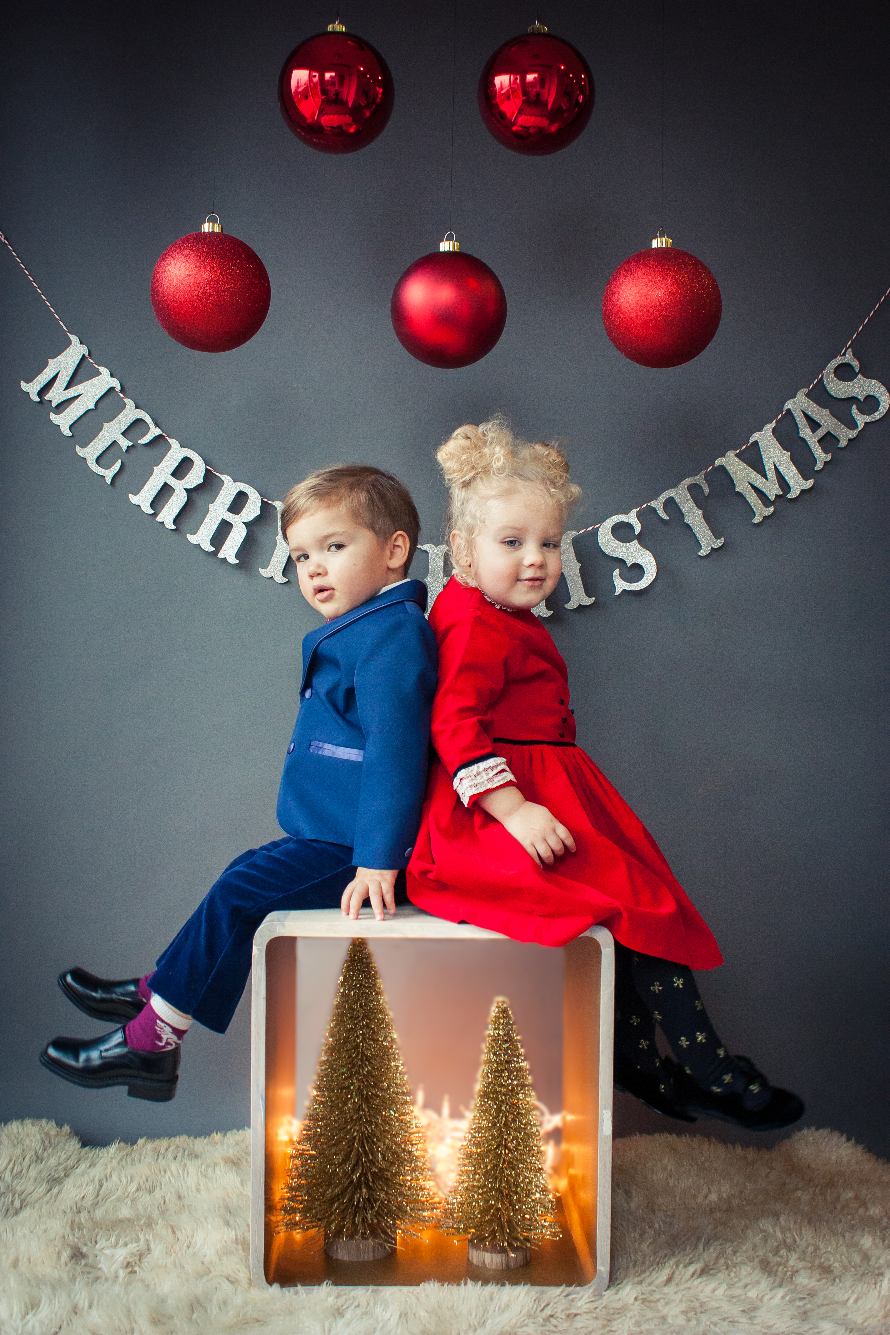 christmas boy girl twins toddler photo shoot